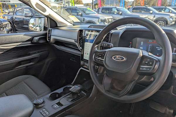 2024 Ford Everest Ambiente 2.0L