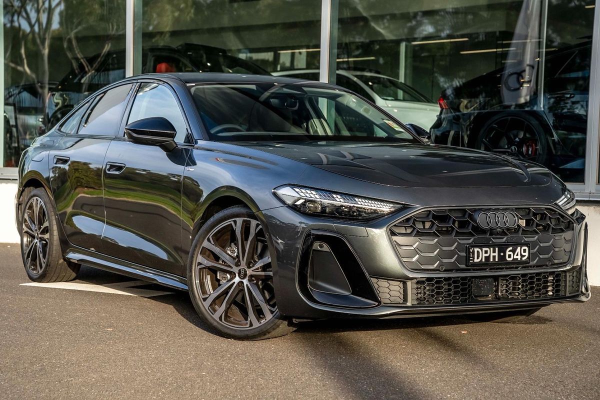 2025 Audi A5 TFSI 150kW S line B10