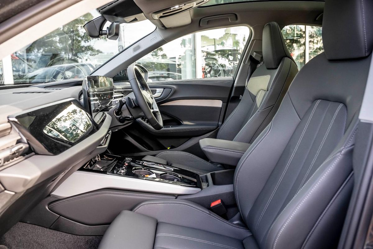 2025 Audi A5 TFSI 150kW S line B10
