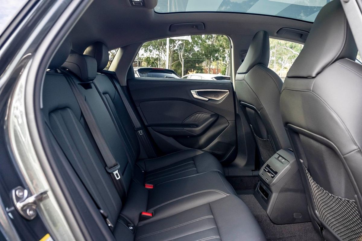 2025 Audi A5 TFSI 150kW S line B10