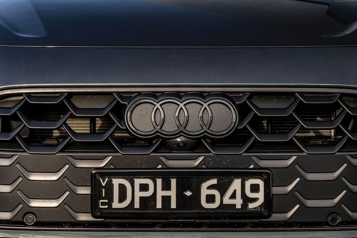 2025 Audi A5 TFSI 150kW S line B10