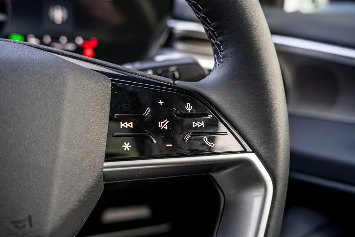 2025 Audi A5 TFSI 150kW S line B10