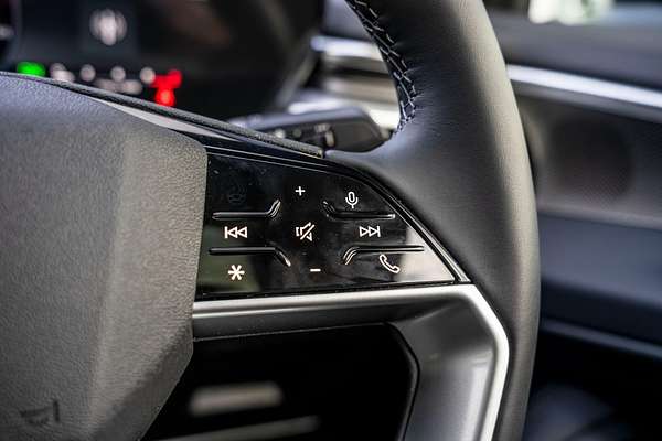 2025 Audi A5 TFSI 150kW S line B10