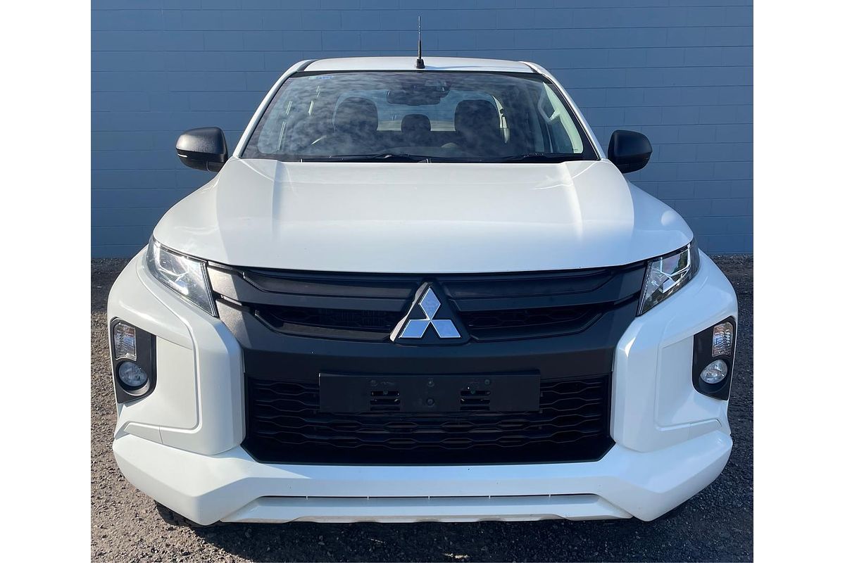 2019 Mitsubishi Triton GLX+ MR 4X4