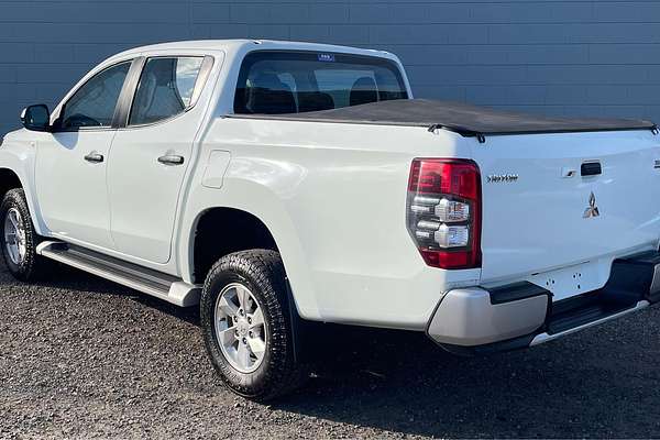 2019 Mitsubishi Triton GLX+ MR 4X4