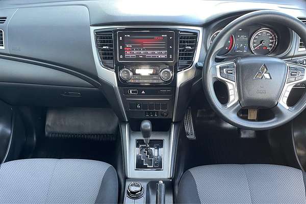 2019 Mitsubishi Triton GLX+ MR 4X4
