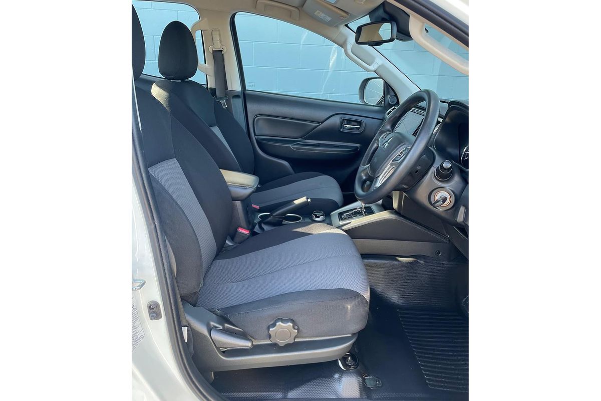 2019 Mitsubishi Triton GLX+ MR 4X4