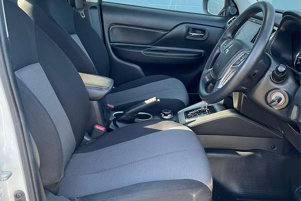 2019 Mitsubishi Triton GLX+ MR 4X4
