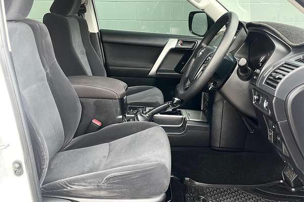 2023 Toyota Landcruiser Prado GX GDJ150R