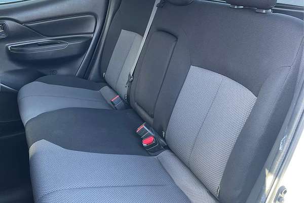 2019 Mitsubishi Triton GLX+ MR 4X4