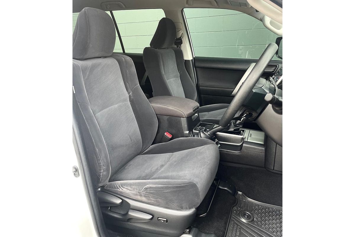 2023 Toyota Landcruiser Prado GX GDJ150R