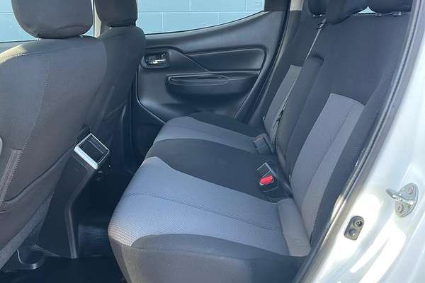 2019 Mitsubishi Triton GLX+ MR 4X4