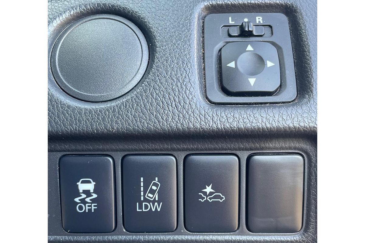 2019 Mitsubishi Triton GLX+ MR 4X4
