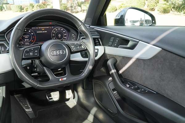 2017 Audi A4 S line B9