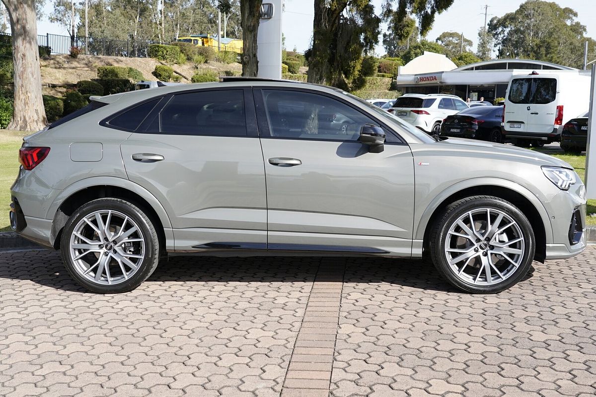 2021 Audi Q3 40 TFSI S line F3