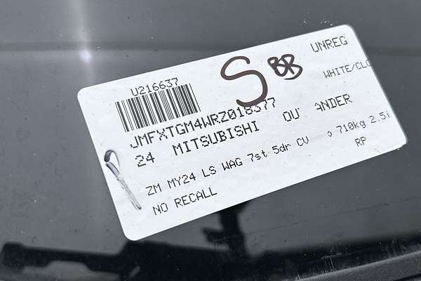 2024 Mitsubishi Outlander LS ZM