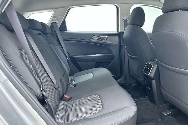 2023 Kia Sportage S NQ5