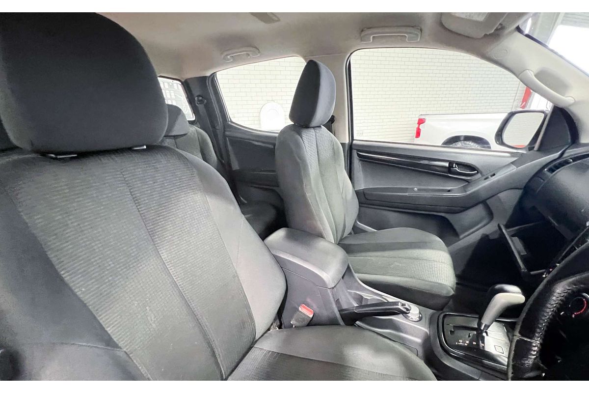2019 Isuzu D-MAX SX 4X4