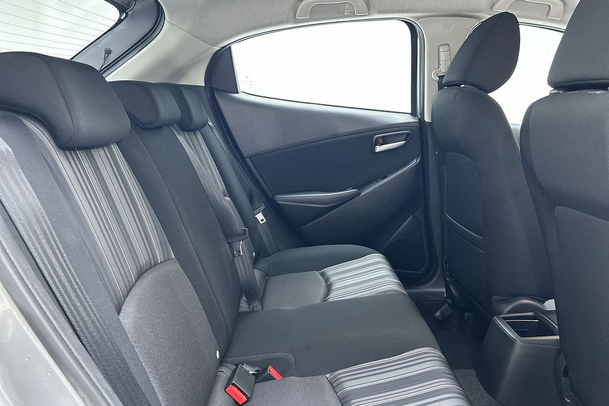 2017 Mazda 2 Neo DJ Series
