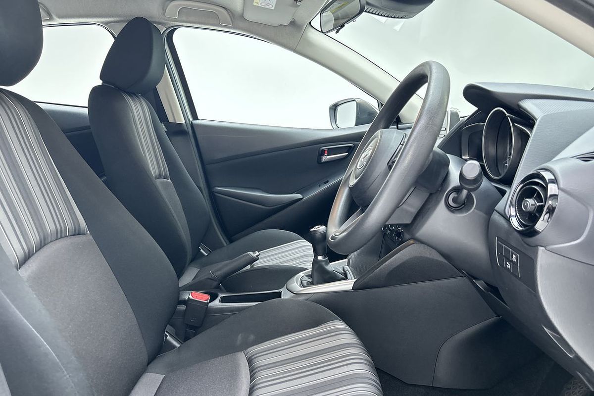 2017 Mazda 2 Neo DJ Series