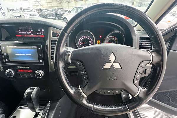 2021 Mitsubishi Pajero Exceed NX