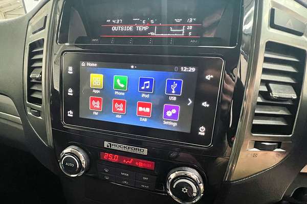 2021 Mitsubishi Pajero Exceed NX