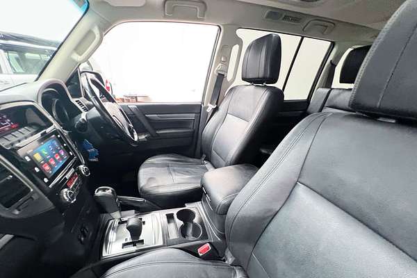 2021 Mitsubishi Pajero Exceed NX