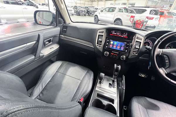 2021 Mitsubishi Pajero Exceed NX
