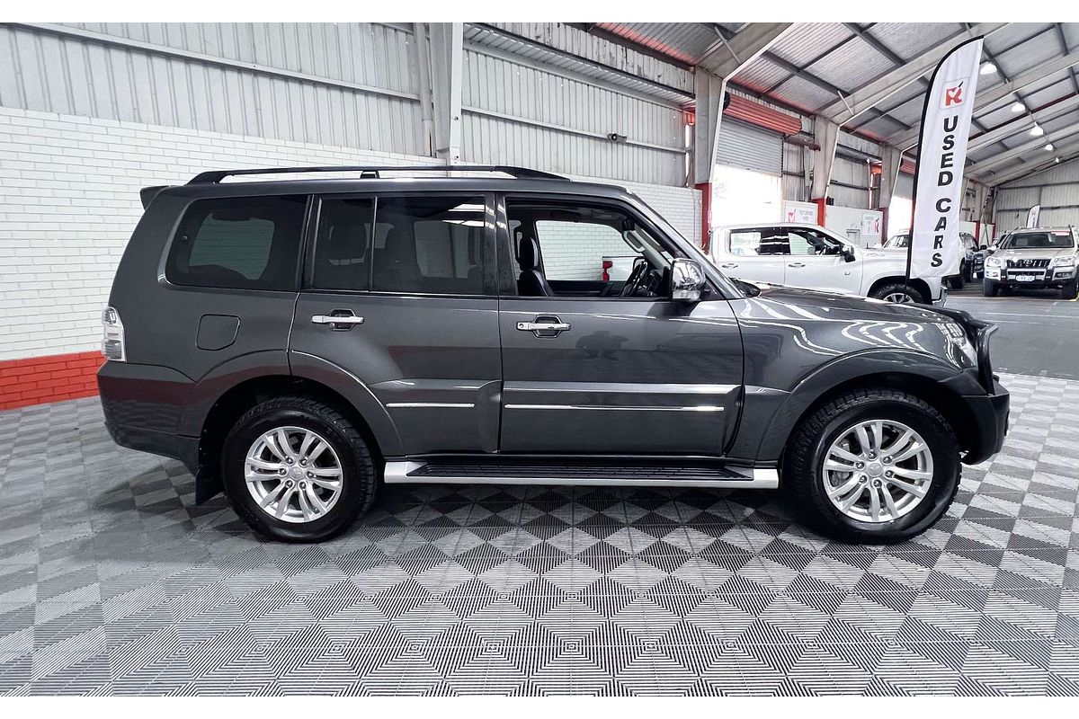 2021 Mitsubishi Pajero Exceed NX