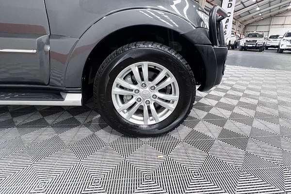 2021 Mitsubishi Pajero Exceed NX