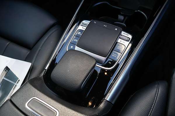 2020 Mercedes-Benz GLB-Class GLB200 X247