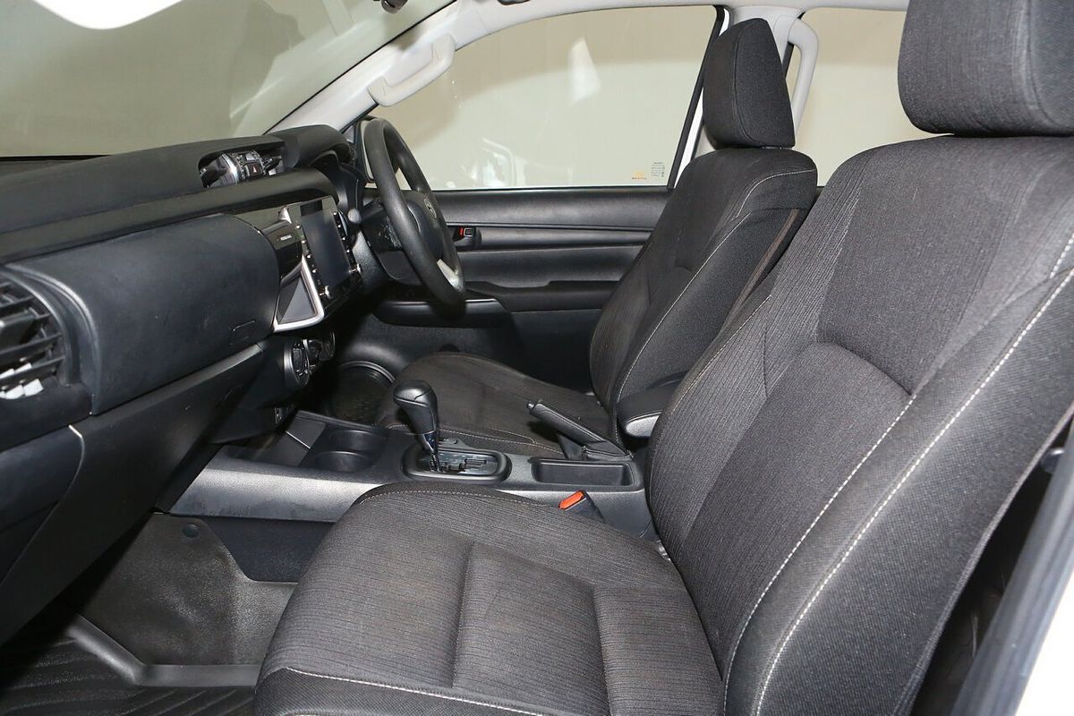 2021 Toyota Hilux SR GUN126R 4X4