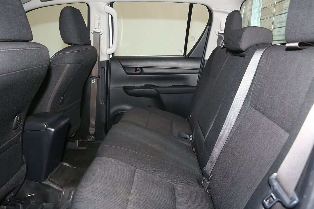 2021 Toyota Hilux SR GUN126R 4X4