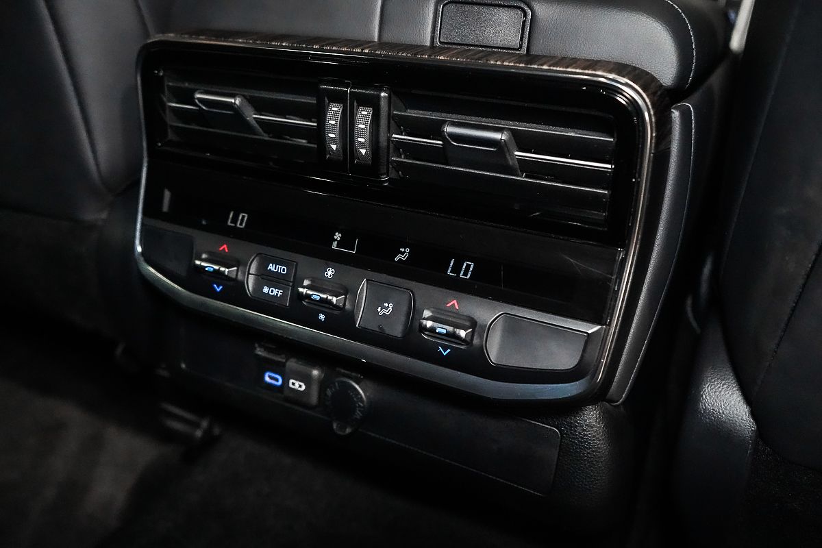 2022 Toyota Landcruiser VX FJA300R