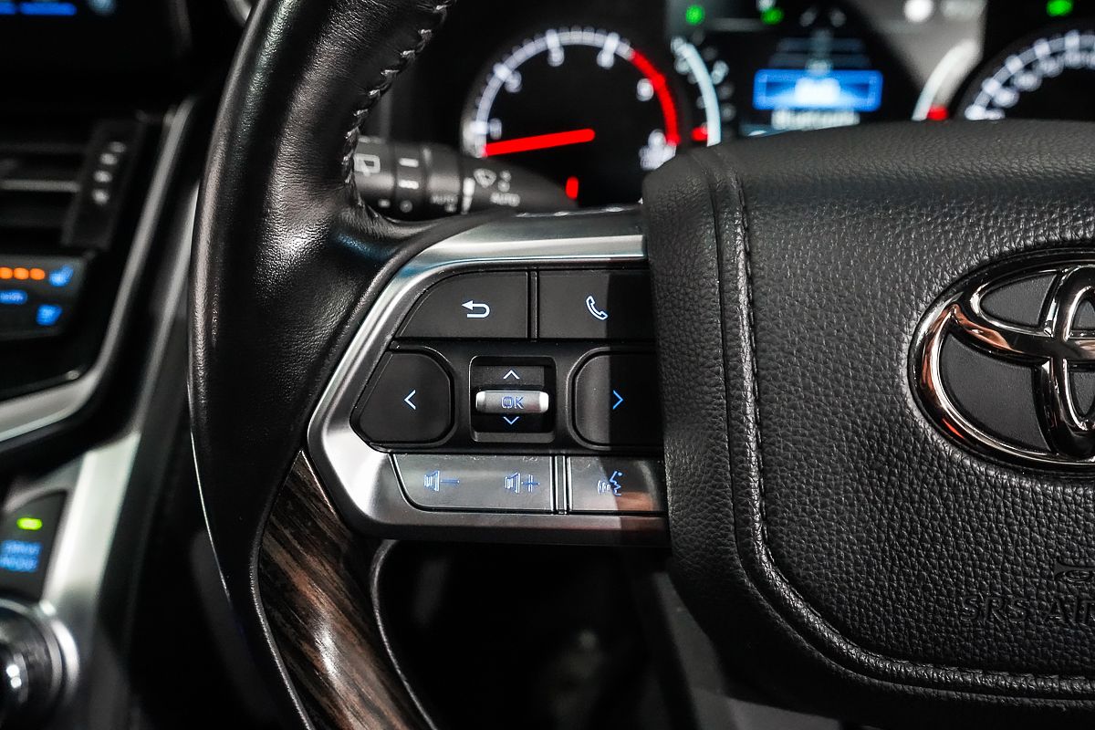 2022 Toyota Landcruiser VX FJA300R