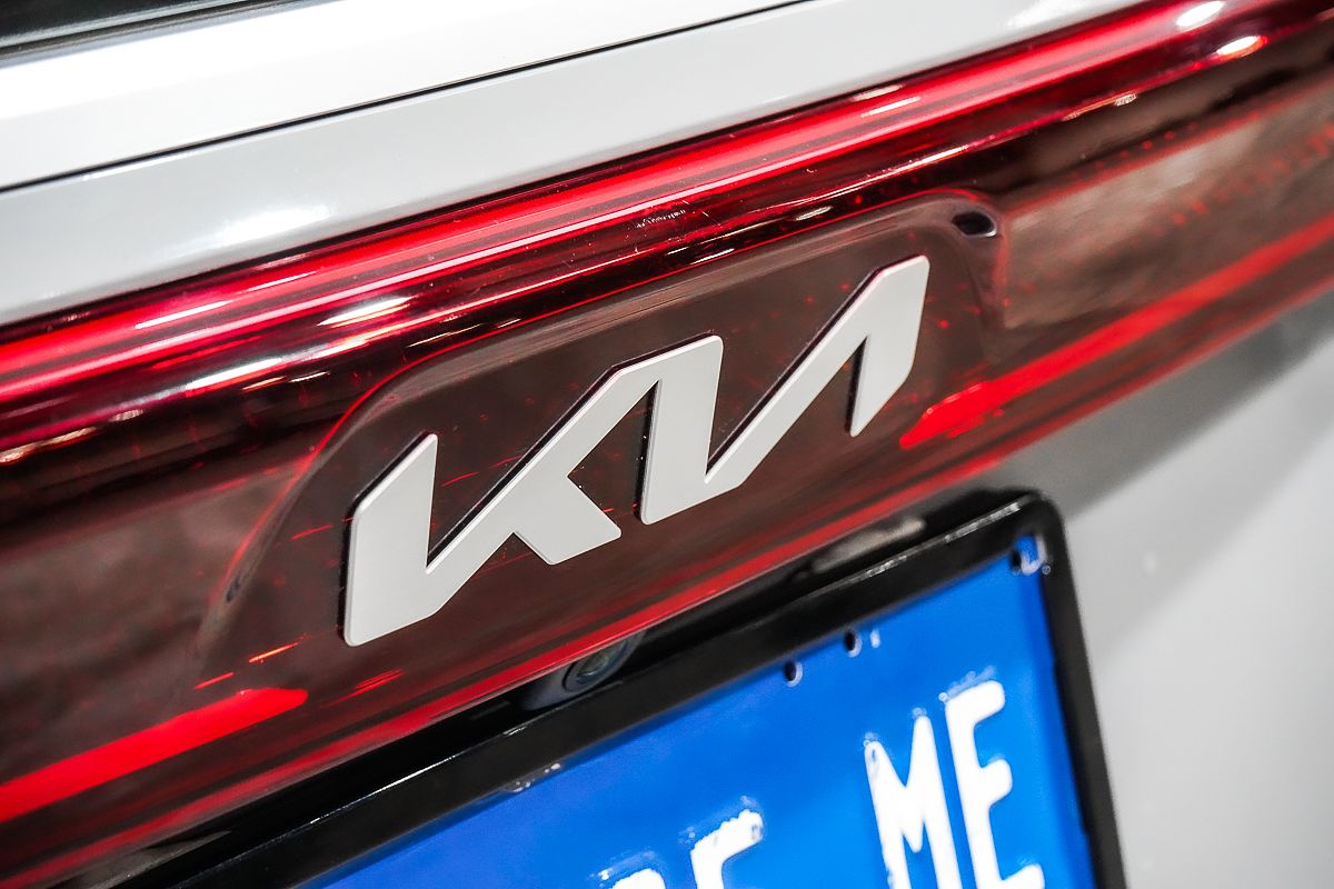 2022 Kia Carnival S KA4