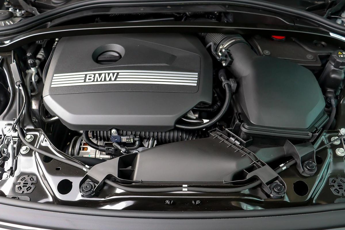 2025 BMW 2 Series 218 M Sport F74