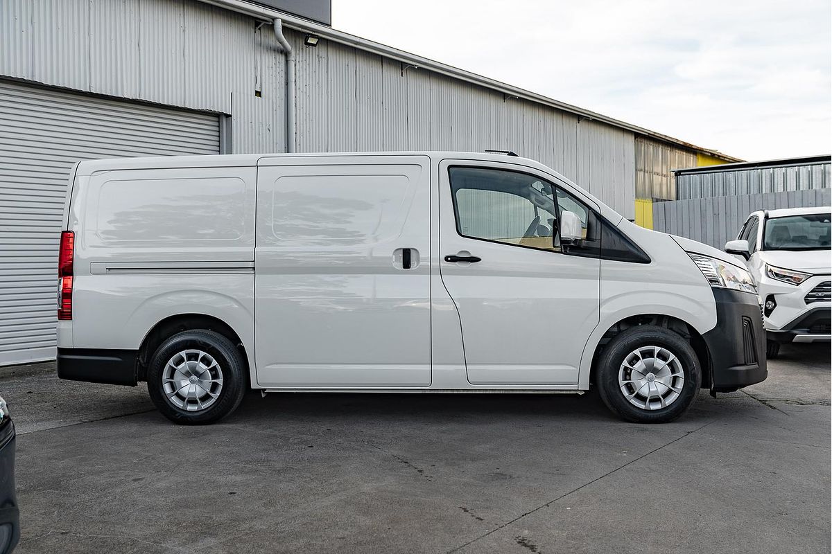 2021 Toyota Hiace GDH300R LWB