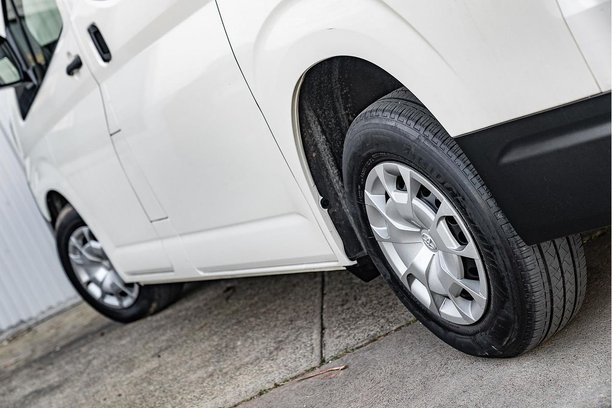 2021 Toyota Hiace GDH300R LWB