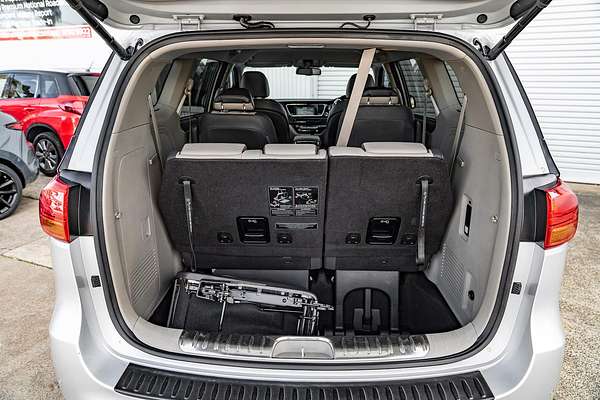2018 Kia Carnival Platinum YP