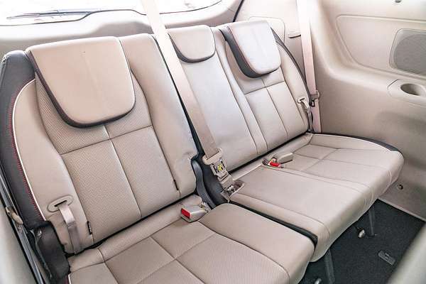2018 Kia Carnival Platinum YP