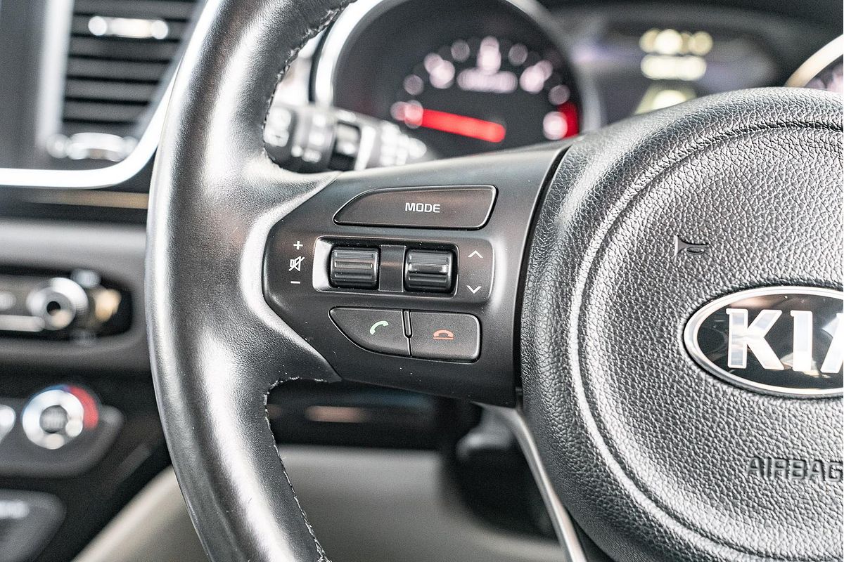 2018 Kia Carnival Platinum YP