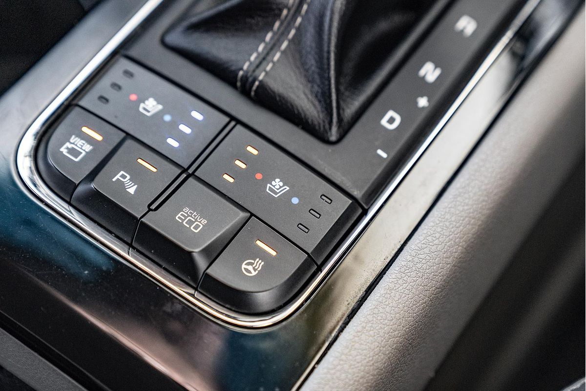 2018 Kia Carnival Platinum YP
