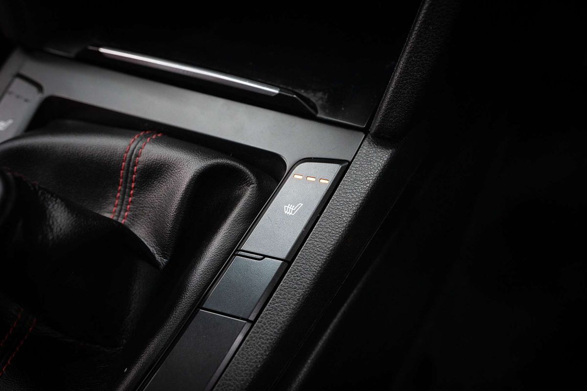 2016 Hyundai Elantra SR Turbo AD