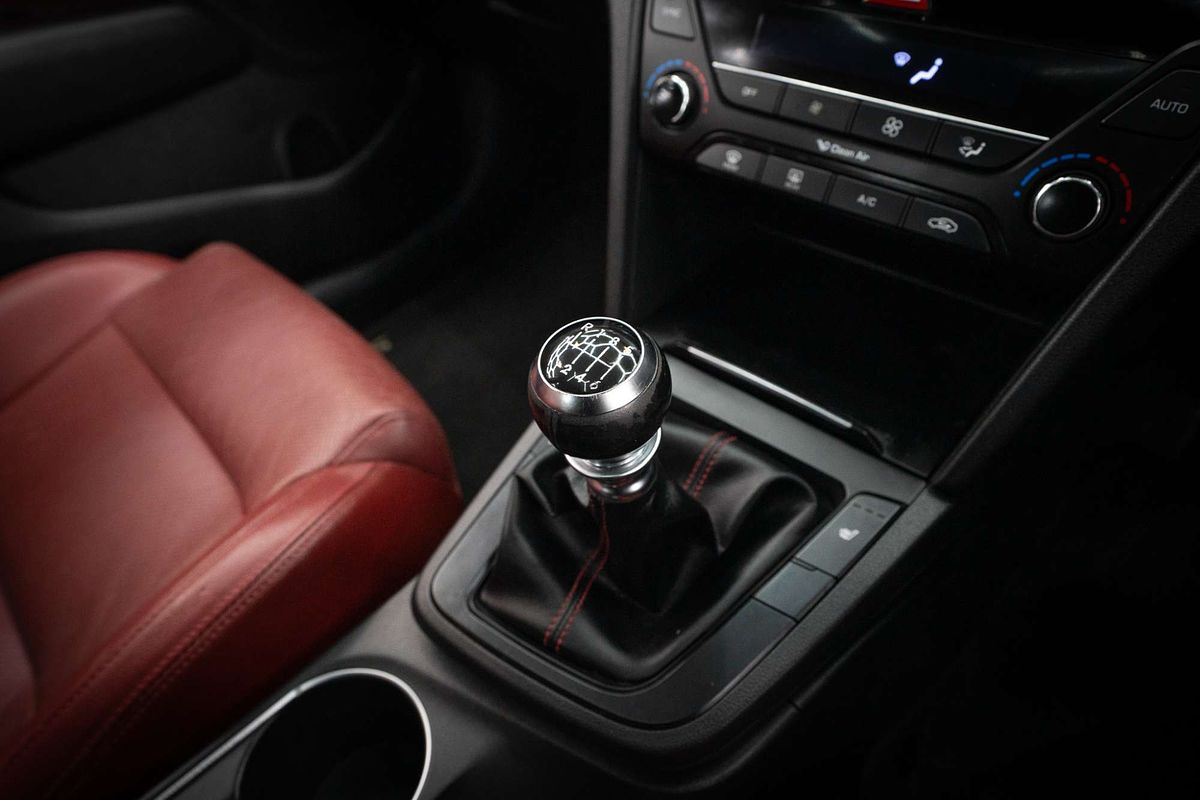 2016 Hyundai Elantra SR Turbo AD