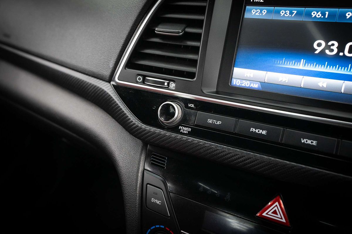 2016 Hyundai Elantra SR Turbo AD