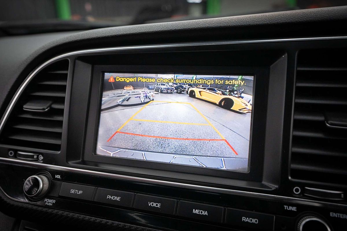 2016 Hyundai Elantra SR Turbo AD