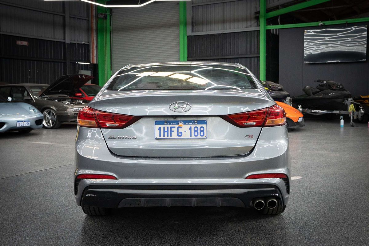 2016 Hyundai Elantra SR Turbo AD