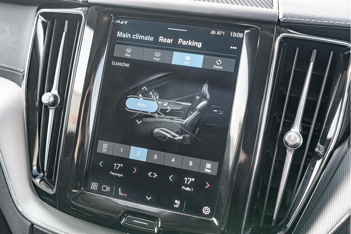 2023 Volvo XC60 Plus B5