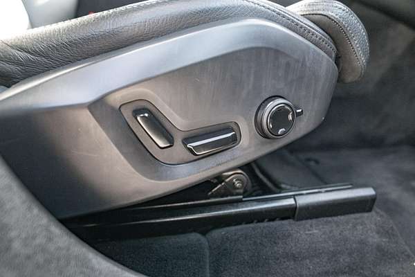 2023 Volvo XC60 Plus B5